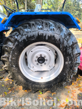 ট্রাক্টর